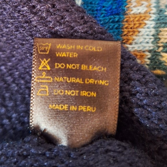 🦙NWOT ECOLOGIC ARTS alpaca wool sleeved poncho in vibrant blues. Size S - Picture 9 of 9